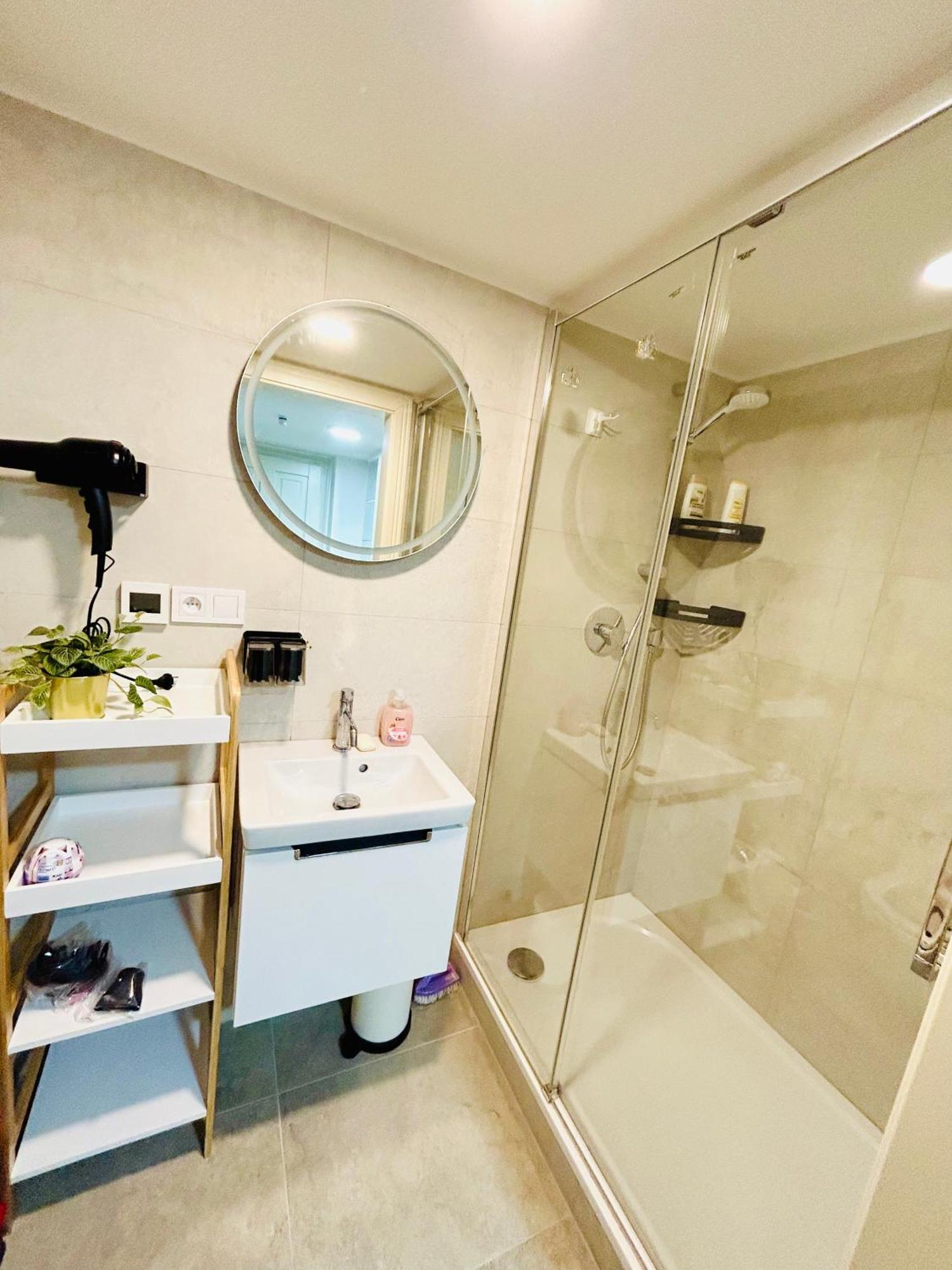 Cozy Design Homestay With Terrace Prague Extérieur photo